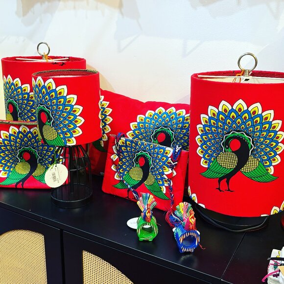 Ankara table lamp from South Africa Peacock - Picture 3 of 5